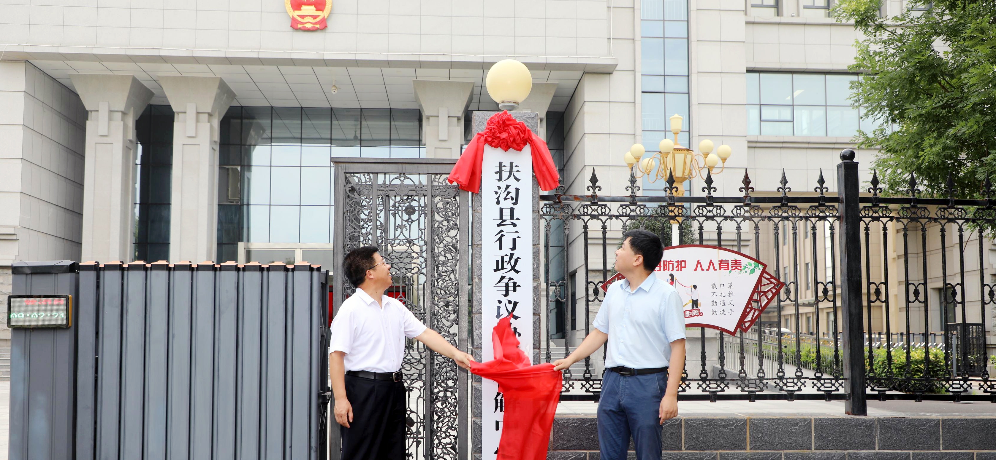 5bf24df062543973a17d5a0ad1d10803_63d84c38fcca56c13f5397f5c3dd6f15.jpg 5bf24df062543973a17d5a0ad1d10803_63d84c38fcca56c13f5397f5c3dd6f15.jpg